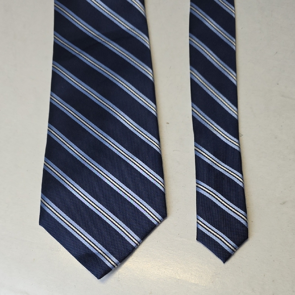 U.S. Polo Assn. Navy and Light Blue Striped‎ Tie